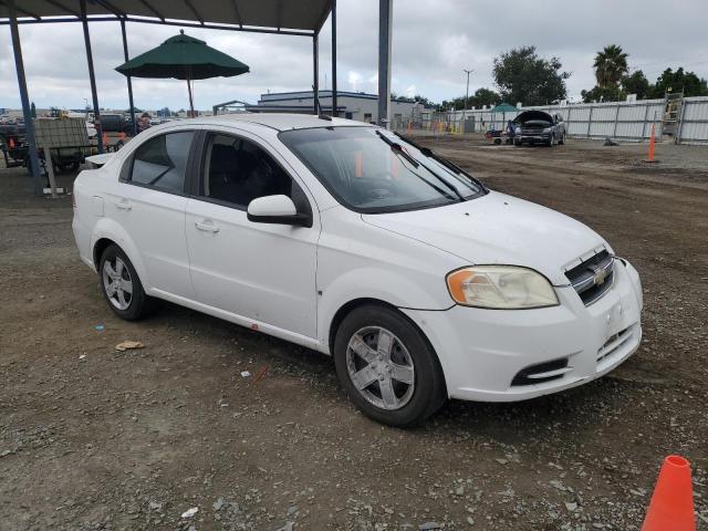 KL1TD56E59B662277 - 2009 CHEVROLET AVEO LS WHITE photo 4