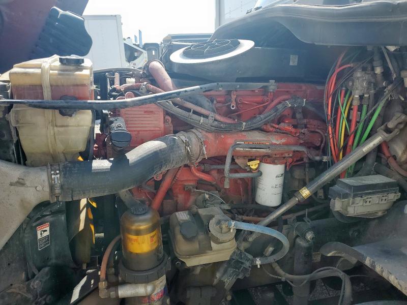 1FUJGLBGXCLBC8896 - 2012 FREIGHTLINER CASCADIA 1 RED photo 7