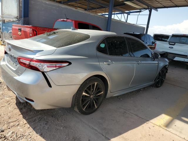 4T1K61BK6LU014120 - 2020 TOYOTA CAMRY XSE 银色 照片 3