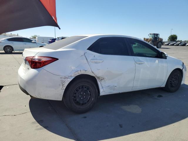 5YFBURHE4KP898922 - 2019 TOYOTA COROLLA L WHITE photo 3