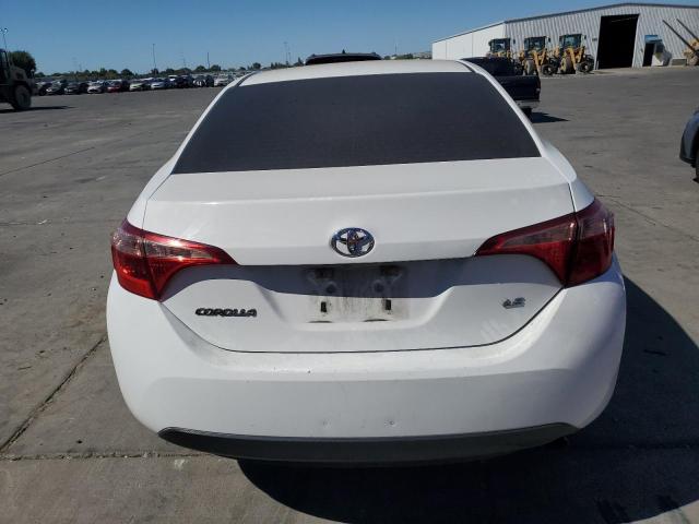 5YFBURHE4KP898922 - 2019 TOYOTA COROLLA L WHITE photo 6