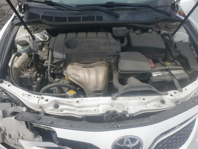 4T1BF3EK7BU697306 - 2011 TOYOTA CAMRY BASE أبيض صورة 11