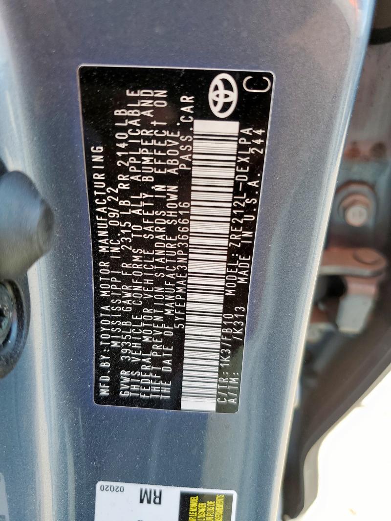 5YFEPMAE3NP366616 - 2022 TOYOTA COROLLA LE Niebieski zdjęcie 13