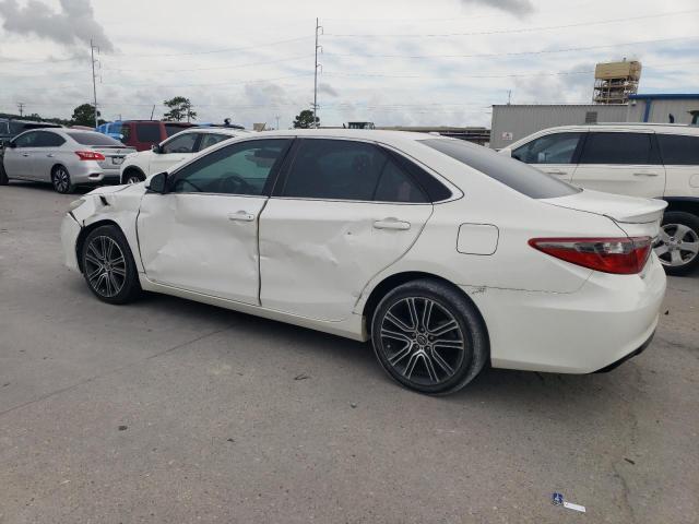 4T1BF1FK6GU509434 - 2016 TOYOTA CAMRY LE WHITE photo 2