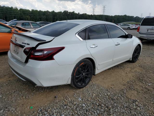 1N4AL3AP2JC279949 - 2018 NISSAN ALTIMA 2.5 Ақ фото 3