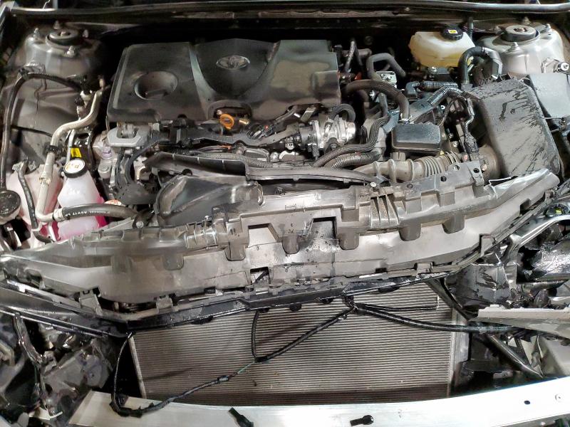 4T1DAACK6SU556435 - 2025 TOYOTA CAMRY XSE ნაცრისფერი ფოტო 11