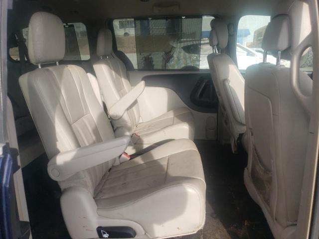 2C4RC1CG6FR618323 - 2015 CHRYSLER TOWN & COU TOURING L PURPLE photo 11