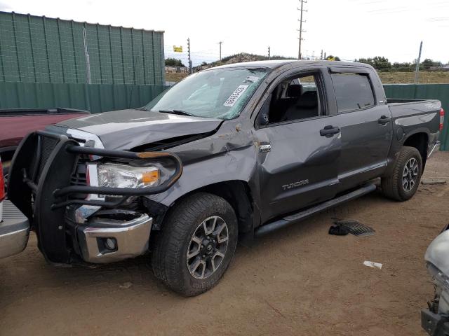 5TFDY5F18FX476150 - 2015 TOYOTA TUNDRA CREWMAX SR5 GRAY photo 1