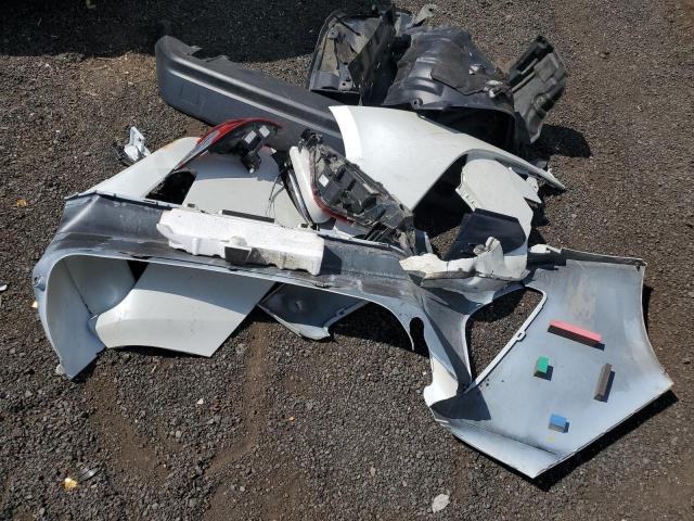 JTDKARFP0H3029586 - 2017 TOYOTA PRIUS PRIM თეთრი ფოტო 12