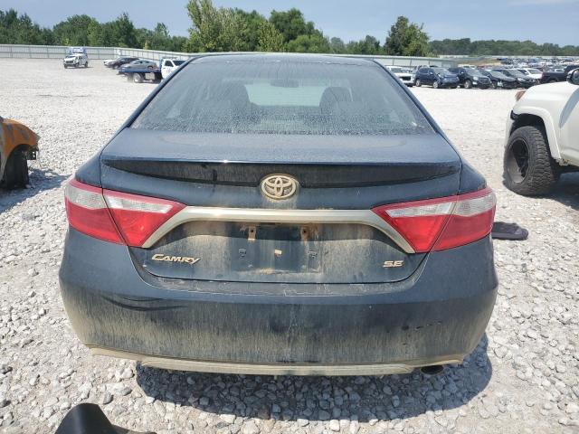 4T1BF1FK9HU621811 - 2017 TOYOTA CAMRY LE ნაცრისფერი ფოტო 6