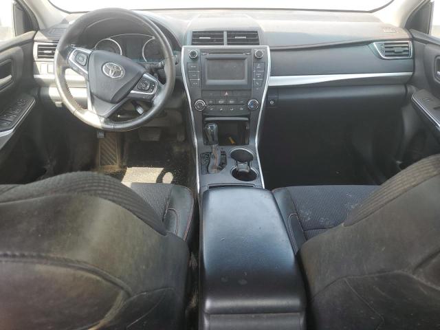 4T1BF1FK9HU621811 - 2017 TOYOTA CAMRY LE ნაცრისფერი ფოტო 8