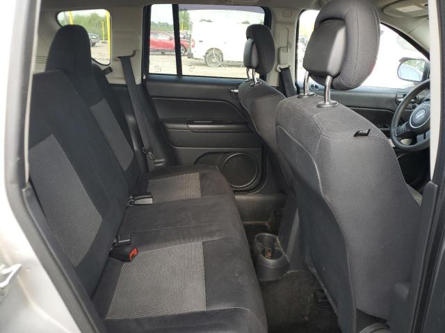 1C4NJDBB8CD632959 - 2012 JEEP COMPASS SPORT Argent photo 10