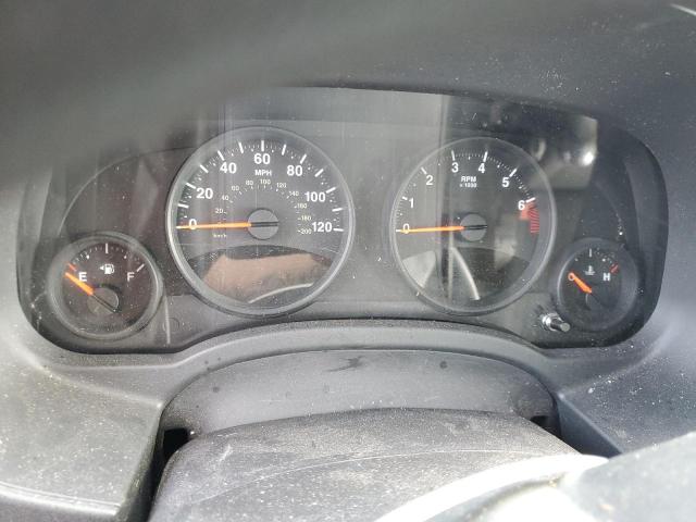 1C4NJDBB8CD632959 - 2012 JEEP COMPASS SPORT Argent photo 9