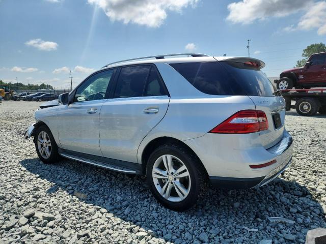 4JGDA5HB7FA576622 - 2015 MERCEDES-BENZ ML 350 4MATIC SILVER photo 2