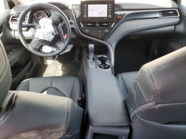 4T1G11AK3RU230618 - 2024 TOYOTA CAMRY SE NIGHT SHADE WHITE photo 8