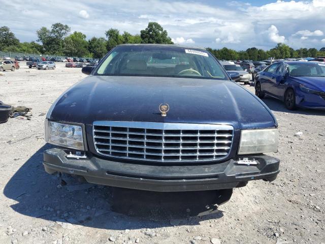 1G6KD54YXWU781933 - 1998 CADILLAC DEVILLE ლურჯი ფოტო 5