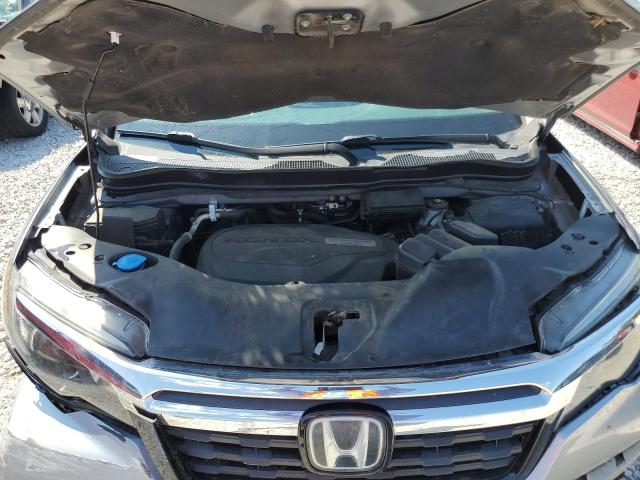 5FPYK3F7XJB013450 - 2018 HONDA RIDGELINE RTL SILVER photo 11