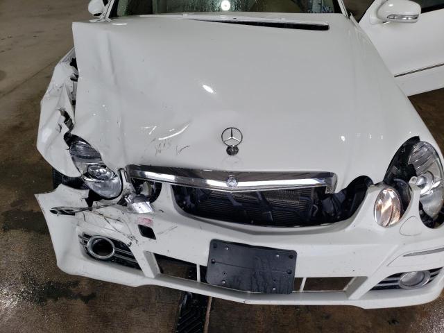 WDBUF87X88B285949 - 2008 MERCEDES-BENZ E 350 4MATIC WHITE photo 11
