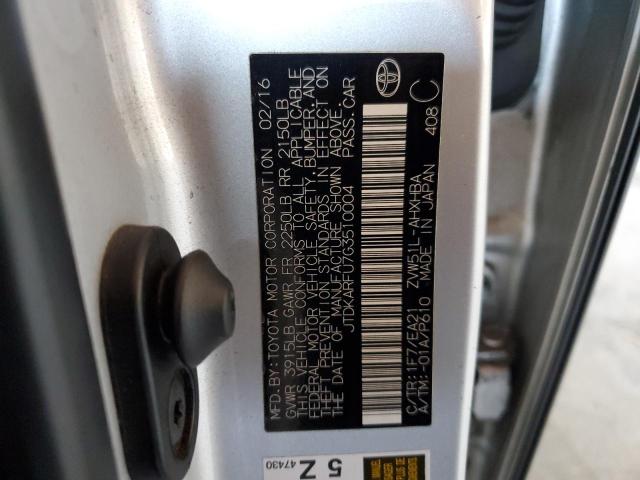 JTDKARFU7G3510004 - 2016 TOYOTA PRIUS 银色 照片 13