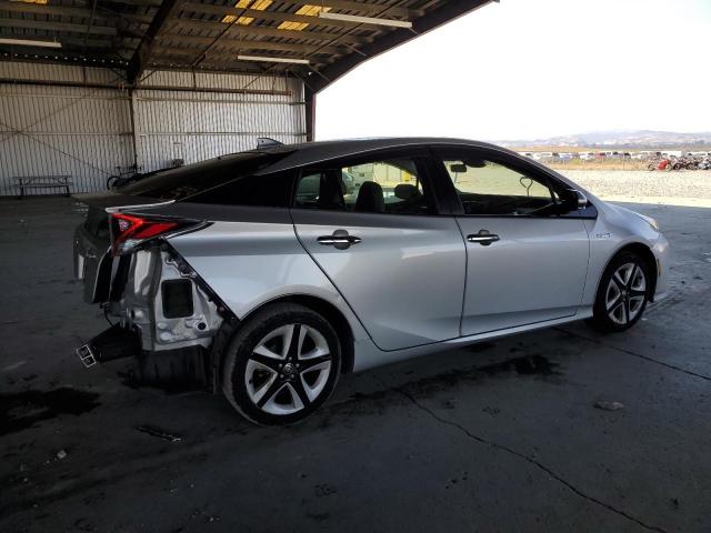 JTDKARFU7G3510004 - 2016 TOYOTA PRIUS 银色 照片 3