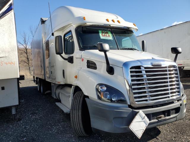2014 FREIGHTLINER CASCADIA 1, 