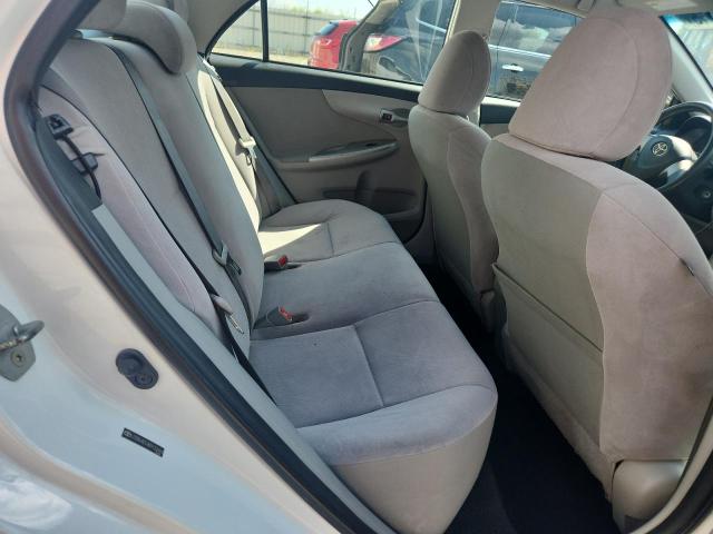 JTDBU4EE4B9133464 - 2011 TOYOTA COROLLA BASE Սպիտակ լուսանկար 10