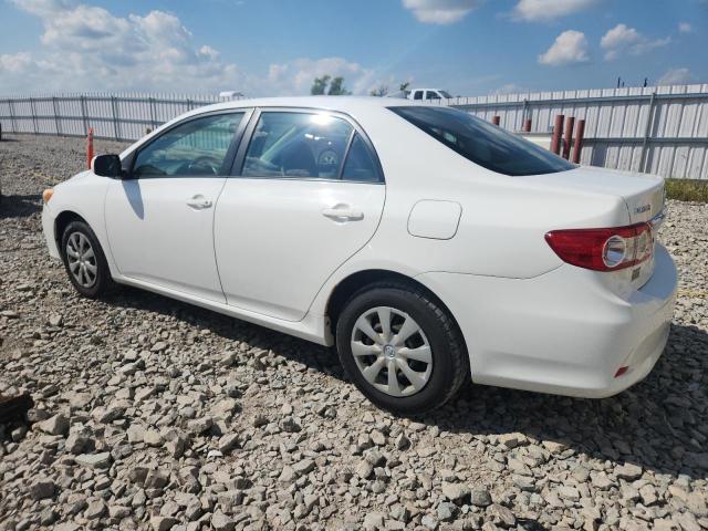 JTDBU4EE4B9133464 - 2011 TOYOTA COROLLA BASE Սպիտակ լուսանկար 2