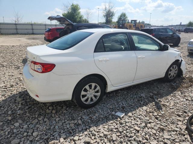 JTDBU4EE4B9133464 - 2011 TOYOTA COROLLA BASE Սպիտակ լուսանկար 3