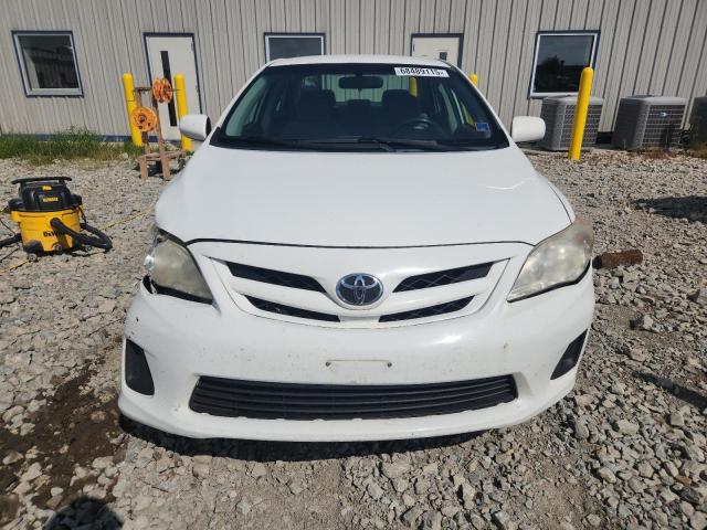 JTDBU4EE4B9133464 - 2011 TOYOTA COROLLA BASE Սպիտակ լուսանկար 5