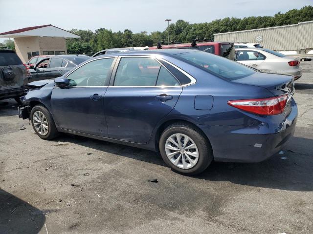 4T1BF1FKXHU666496 - 2017 TOYOTA CAMRY LE BLUE photo 2