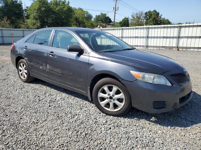 4T1BF3EK2BU756827 - 2011 TOYOTA CAMRY BASE Մոխրագույն լուսանկար 4