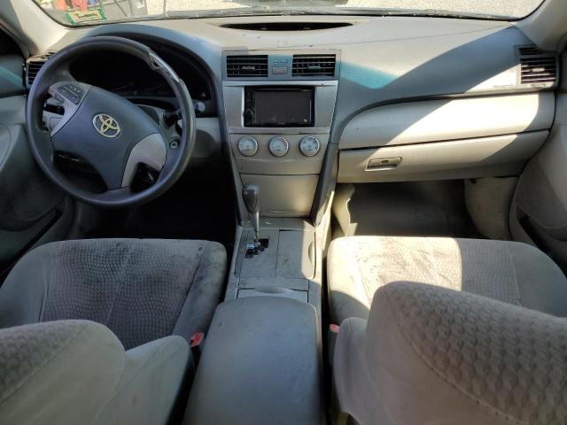 4T1BF3EK2BU756827 - 2011 TOYOTA CAMRY BASE Մոխրագույն լուսանկար 8