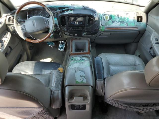 5LMPU28L4WLJ41389 - 1998 LINCOLN NAVIGATOR შავი ფოტო 8