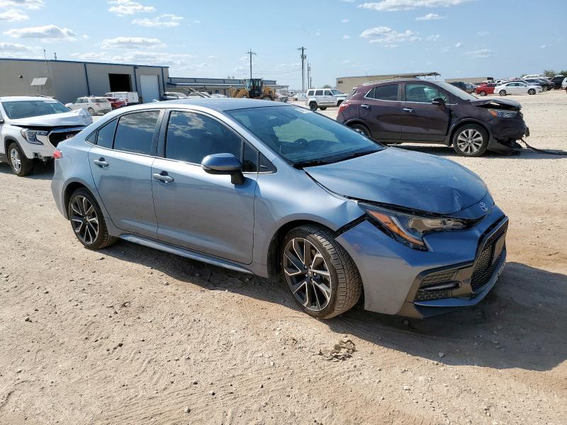 JTDS4MCE6MJ068671 - 2021 TOYOTA COROLLA SE SILVER photo 4