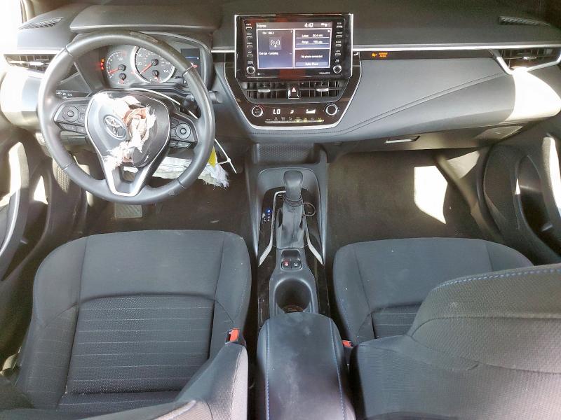 JTDS4MCE6MJ068671 - 2021 TOYOTA COROLLA SE SILVER photo 8