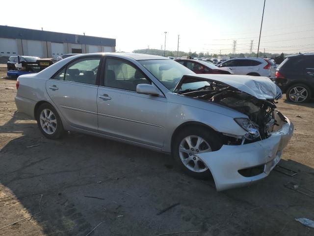 4T1BF30KX5U091008 - 2005 TOYOTA CAMRY LE SILVER photo 4