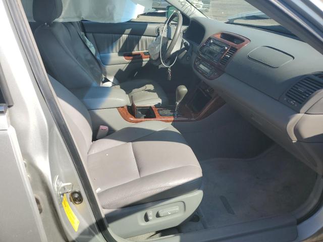 4T1BF30KX5U091008 - 2005 TOYOTA CAMRY LE SILVER photo 7