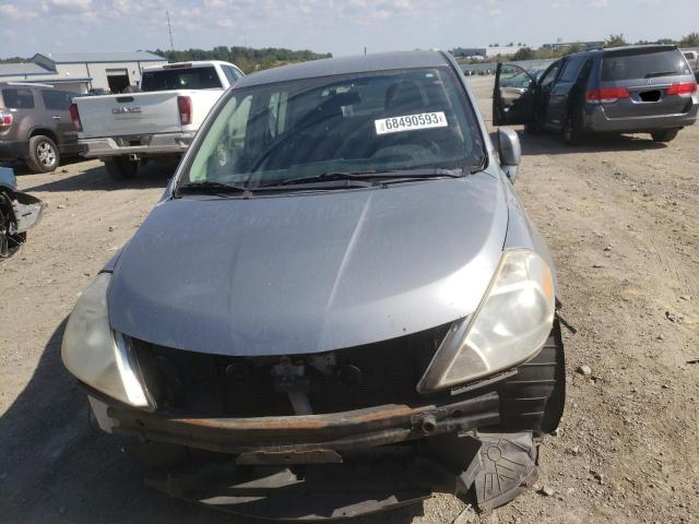 3N1BC13E97L438366 - 2007 NISSAN VERSA S SILVER photo 5