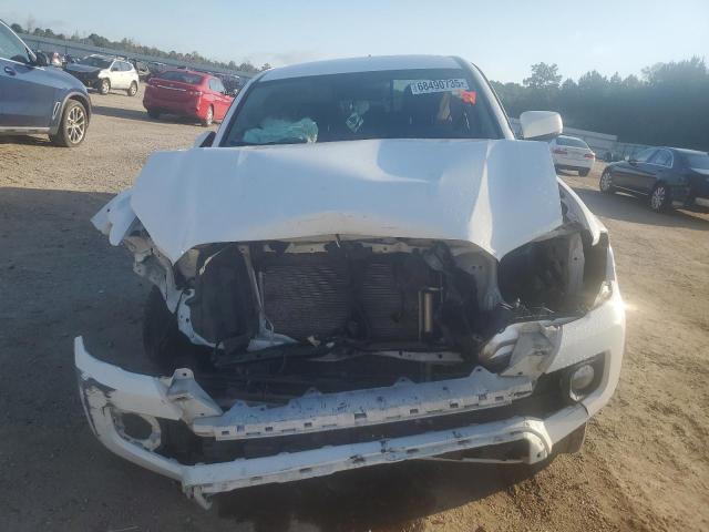 5TFAX5GN8MX194384 - 2021 TOYOTA TACOMA DOUBLE CAB WHITE photo 5