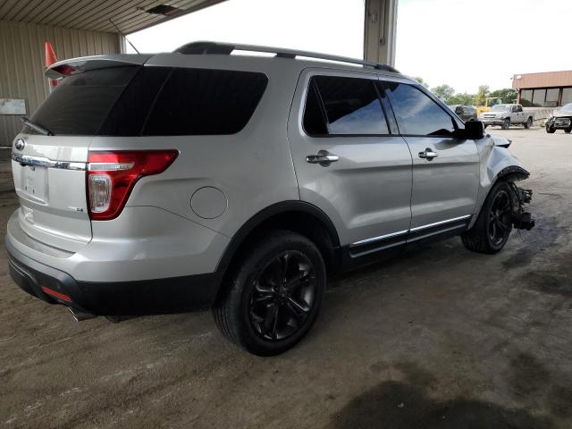 1FM5K8D83DGC64613 - 2013 FORD EXPLORER 4 XLT SILVER photo 3