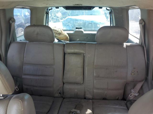 JN8DR09Y54W911058 - 2004 NISSAN PATHFINDER LE 白色 照片 10