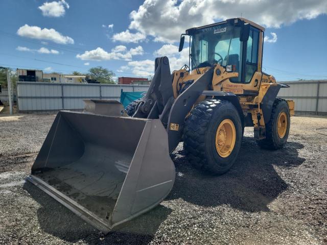 VCE0L90FV00028743 - 2012 VOLVO L90F YELLOW photo 2