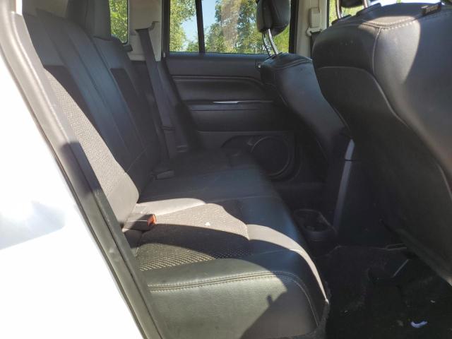 1C4NJCEA0GD783345 - 2016 JEEP COMPASS LATITUDE თეთრი ფოტო 11