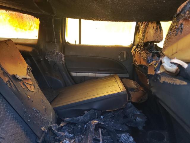 3GNBABFW3BS526560 - 2011 CHEVROLET HHR LT 银色 照片 10