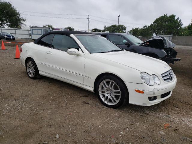 WDBTK56F99T109373 - 2009 MERCEDES-BENZ CLK 350 WHITE photo 4