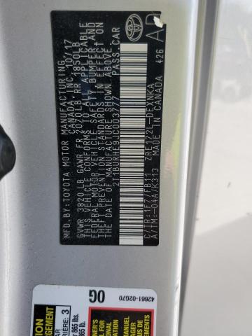 2T1BURHE9JC003777 - 2018 TOYOTA COROLLA L Серебристый фото 12