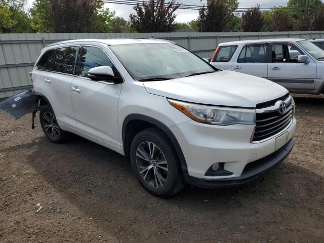 5TDJKRFH9GS235424 - 2016 TOYOTA HIGHLANDER XLE 白色 照片 4