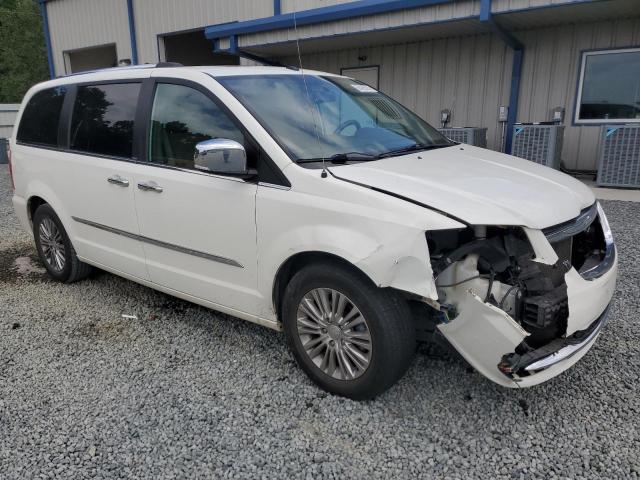 2A4RR6DG1BR609284 - 2011 CHRYSLER TOWN & COU LIMITED WHITE photo 4