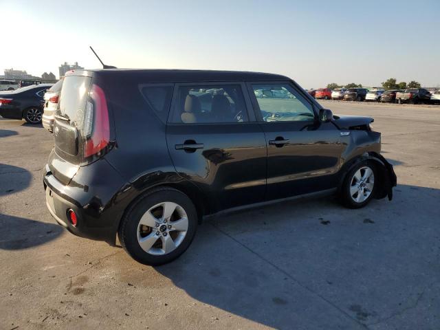 KNDJN2A21J7893726 - 2018 KIA SOUL BLACK photo 3