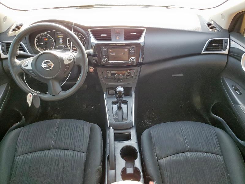 3N1AB7AP5JL633331 - 2018 NISSAN SENTRA S 红色 照片 8